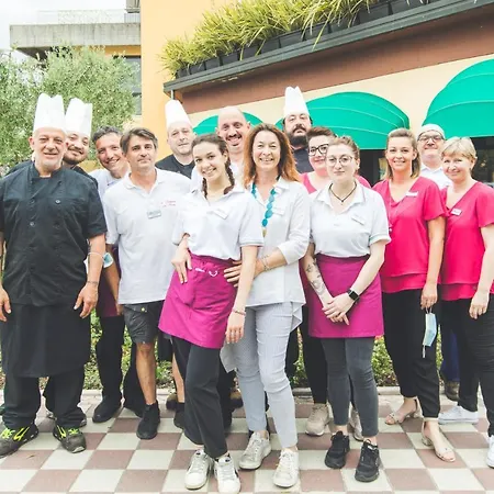 Ristorante Al Fiore فندق بسكييرا ديل غاردا