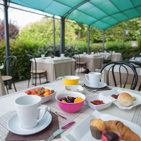 Ristorante Al Fiore فندق بسكييرا ديل غاردا