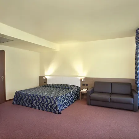 Al Fiore Hotel 3*